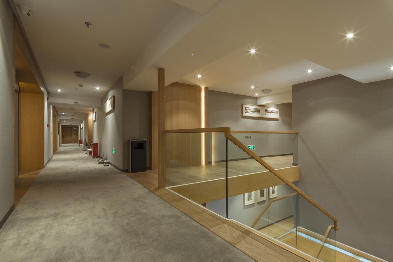 Hotel Bai Yun Qin She Boutique Čchung-čching Exteriér fotografie